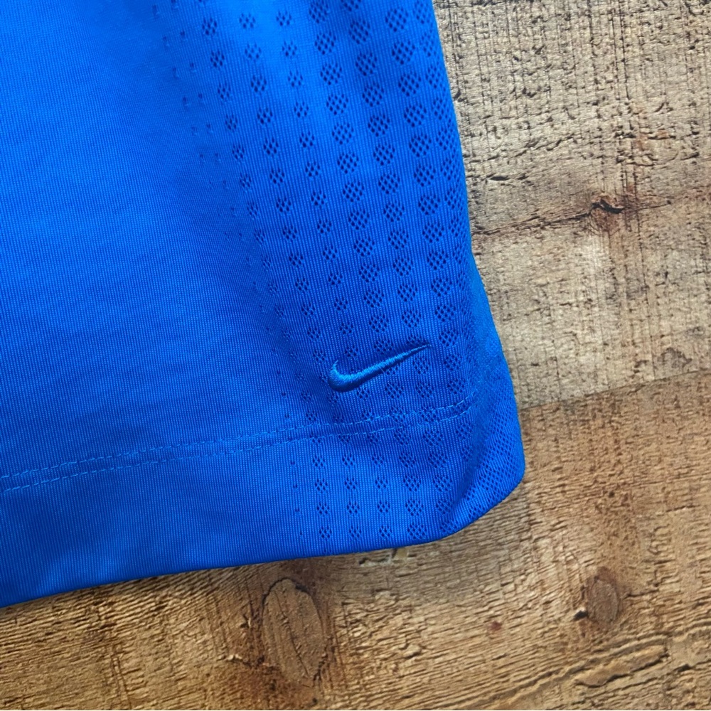 Nike Women's Royal Blue Short Sleeve Athletic Top - Picture 4 of 7